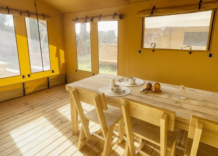 Glamping Il Poderino * 체치나